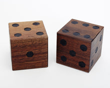 Jumbo Dice Walnut